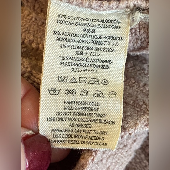 Free People Small Pink Oversized Sweater - Picture 8 of 8